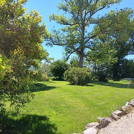 Escale Zen En Quercy 3* Montalzat